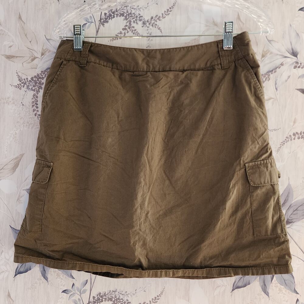 Dockers Women's Army Green Olive Skort Size 4